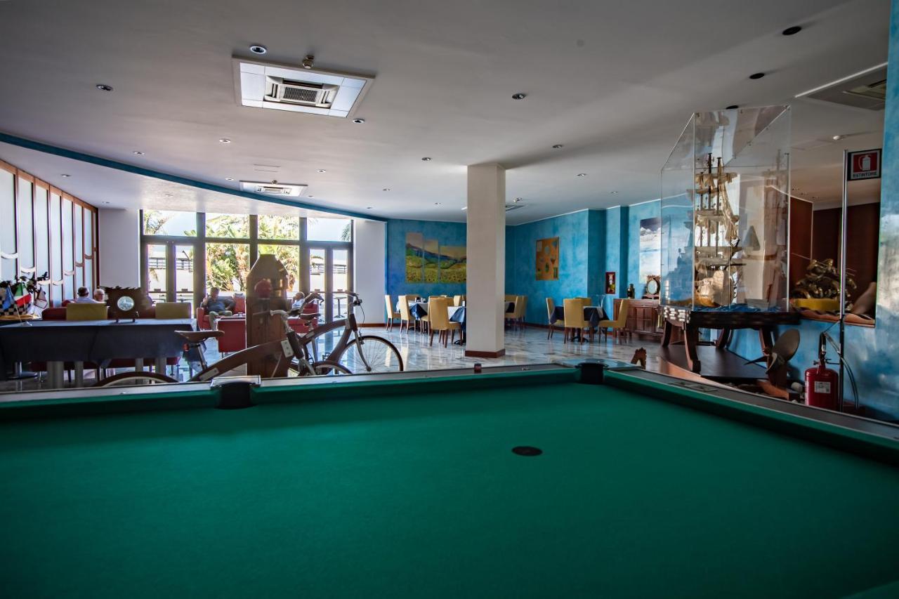Best Western Hotel Nettuno Бриндізі Екстер'єр фото